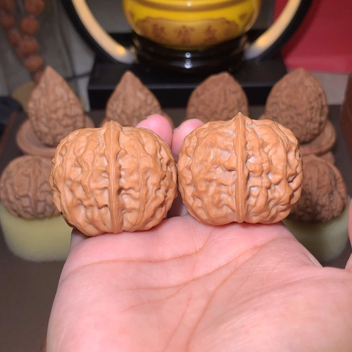 文玩核桃把件黄松峪