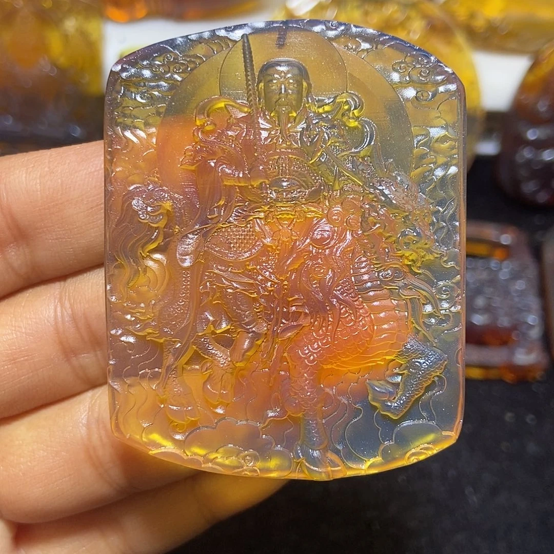 琥珀未镶嵌颈饰缅甸天然琥珀吊坠