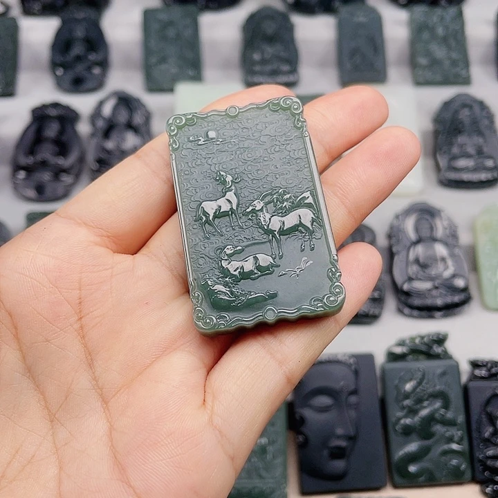 和田玉未镶嵌颈饰