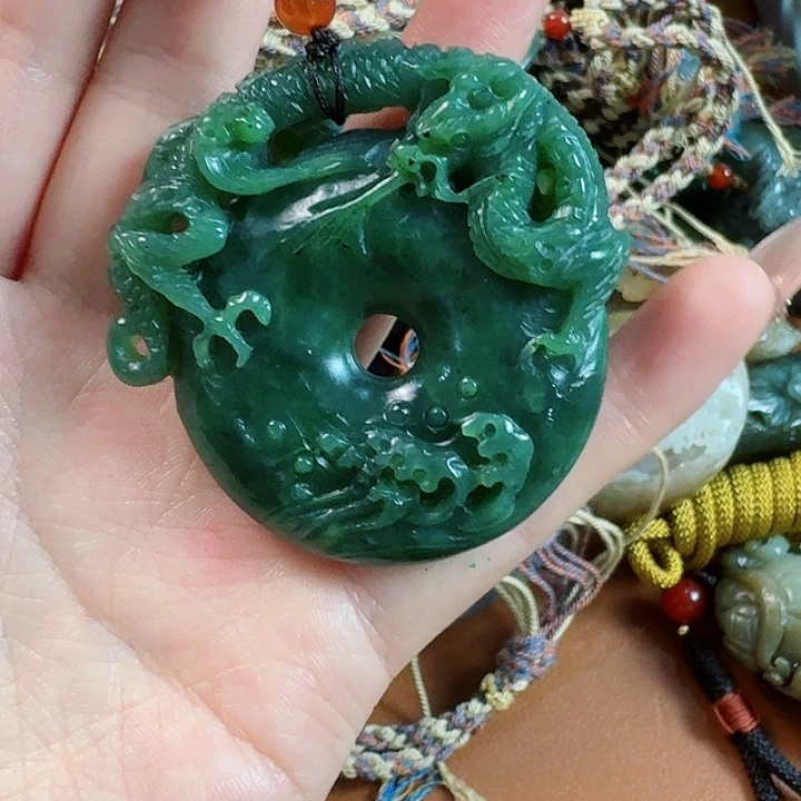 和田玉挂件未镶嵌