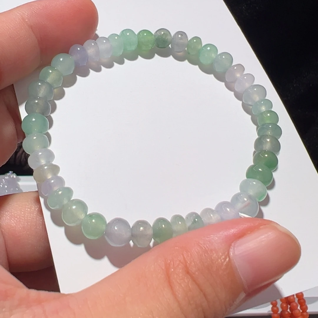 颈饰未镶嵌翡翠手串