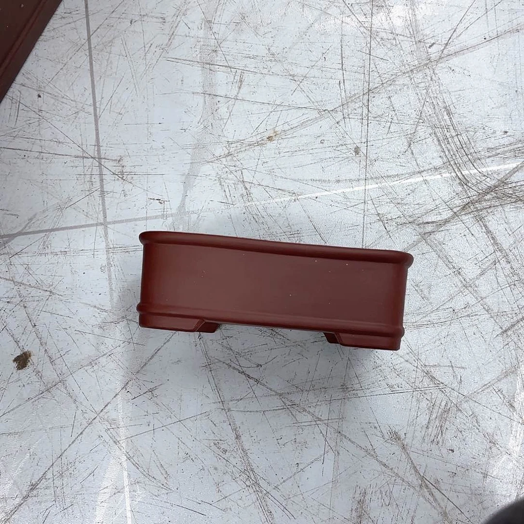 紫砂花盆紫砂的味道很浓