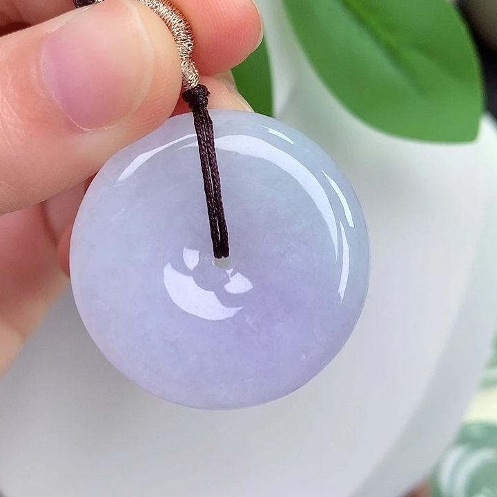 翡翠未镶嵌颈饰平安扣