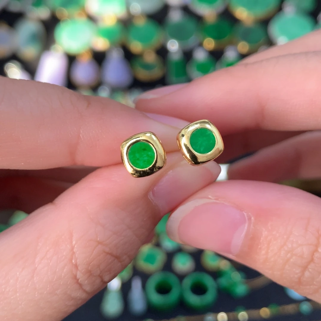 翡翠未镶嵌颈饰耳钉