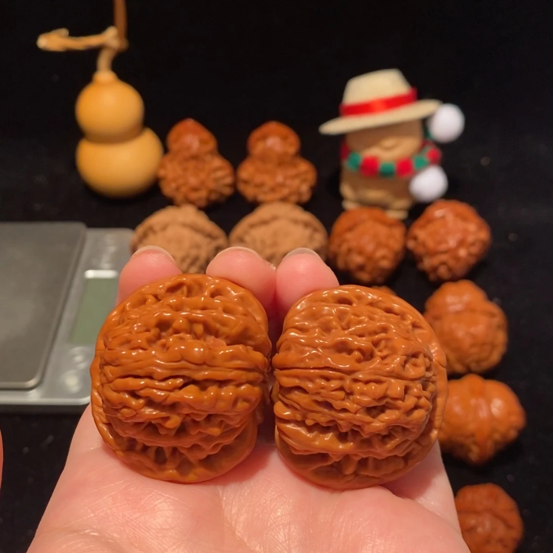 文玩核桃把件39尺四座楼338