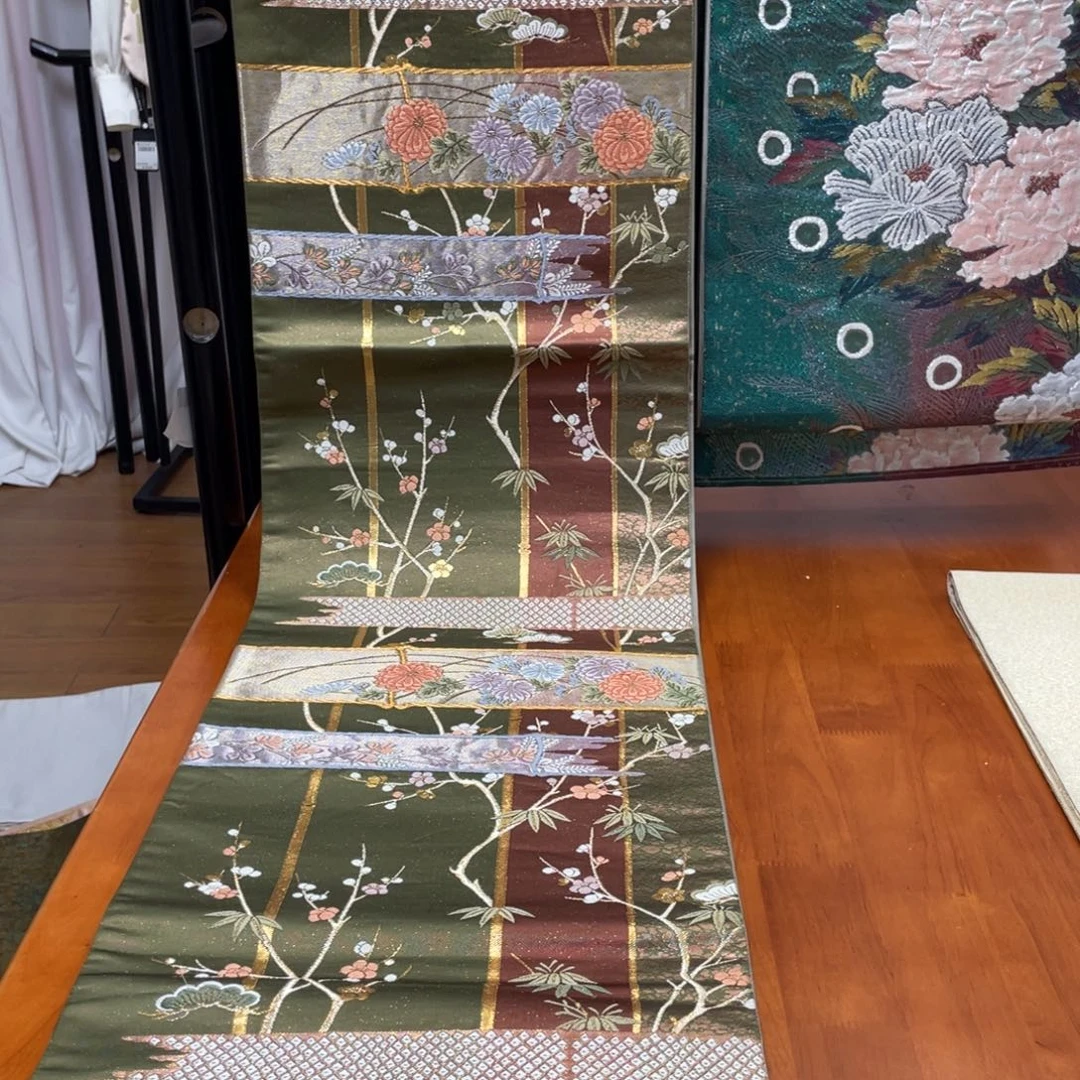 彩***啊织绣六通唐织松竹梅