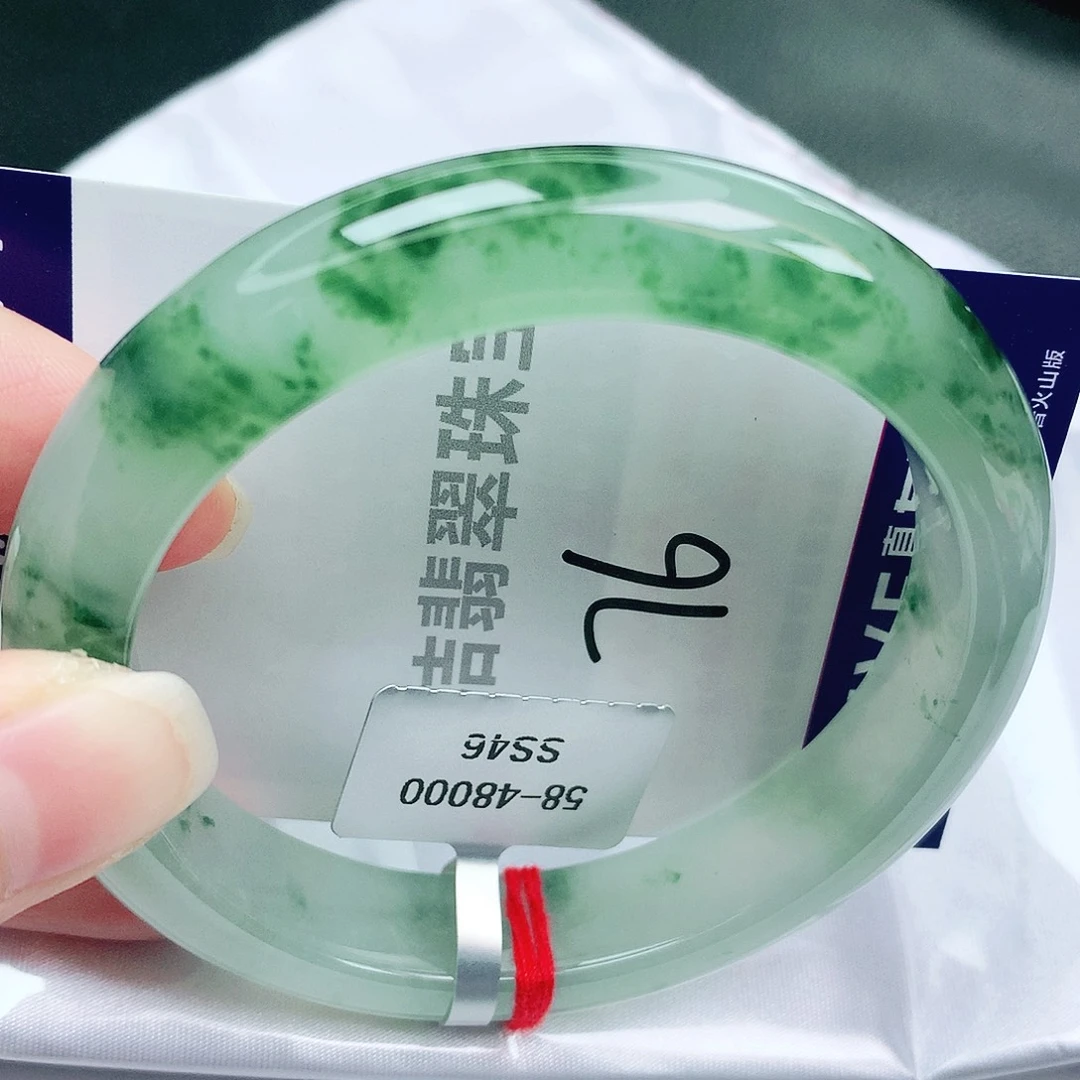 翡翠未镶嵌手镯缅甸天然A货翡翠手镯