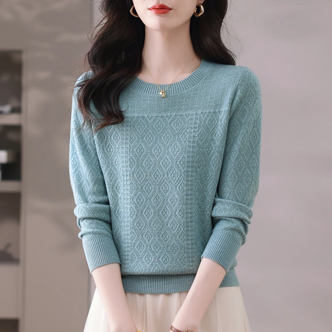 春秋时尚提花圆领长袖上衣女士洋气宽松套头针织衫百搭显瘦打底衫