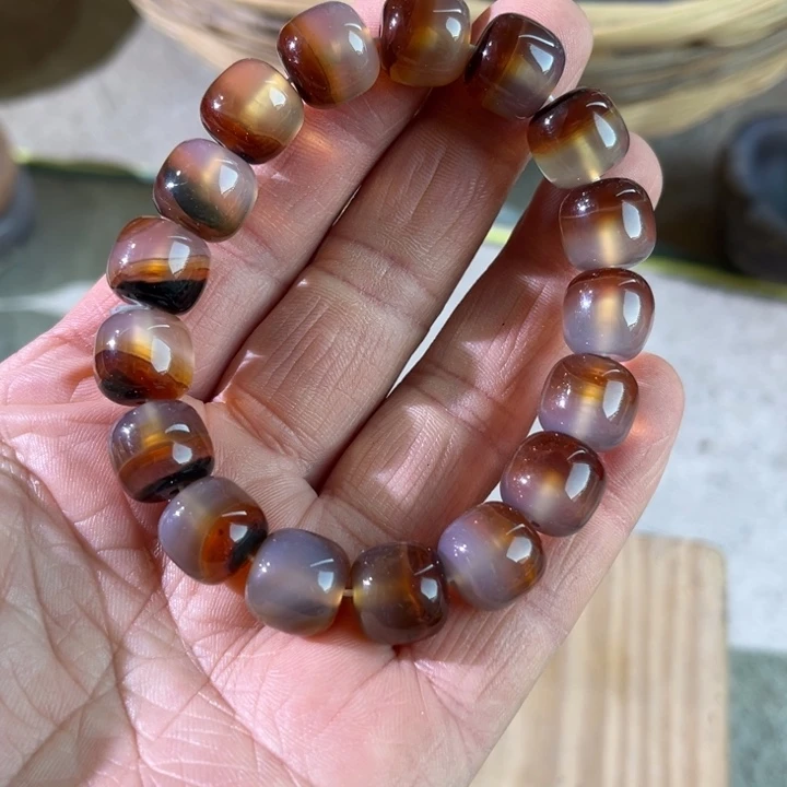 玛瑙/玉髓未镶嵌珠宝奇石