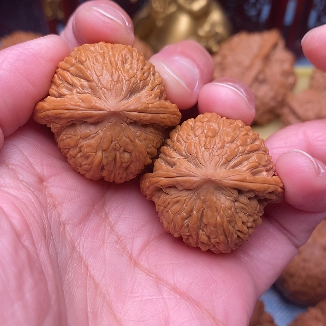 文玩核桃把件全品毕业红宝石34尺