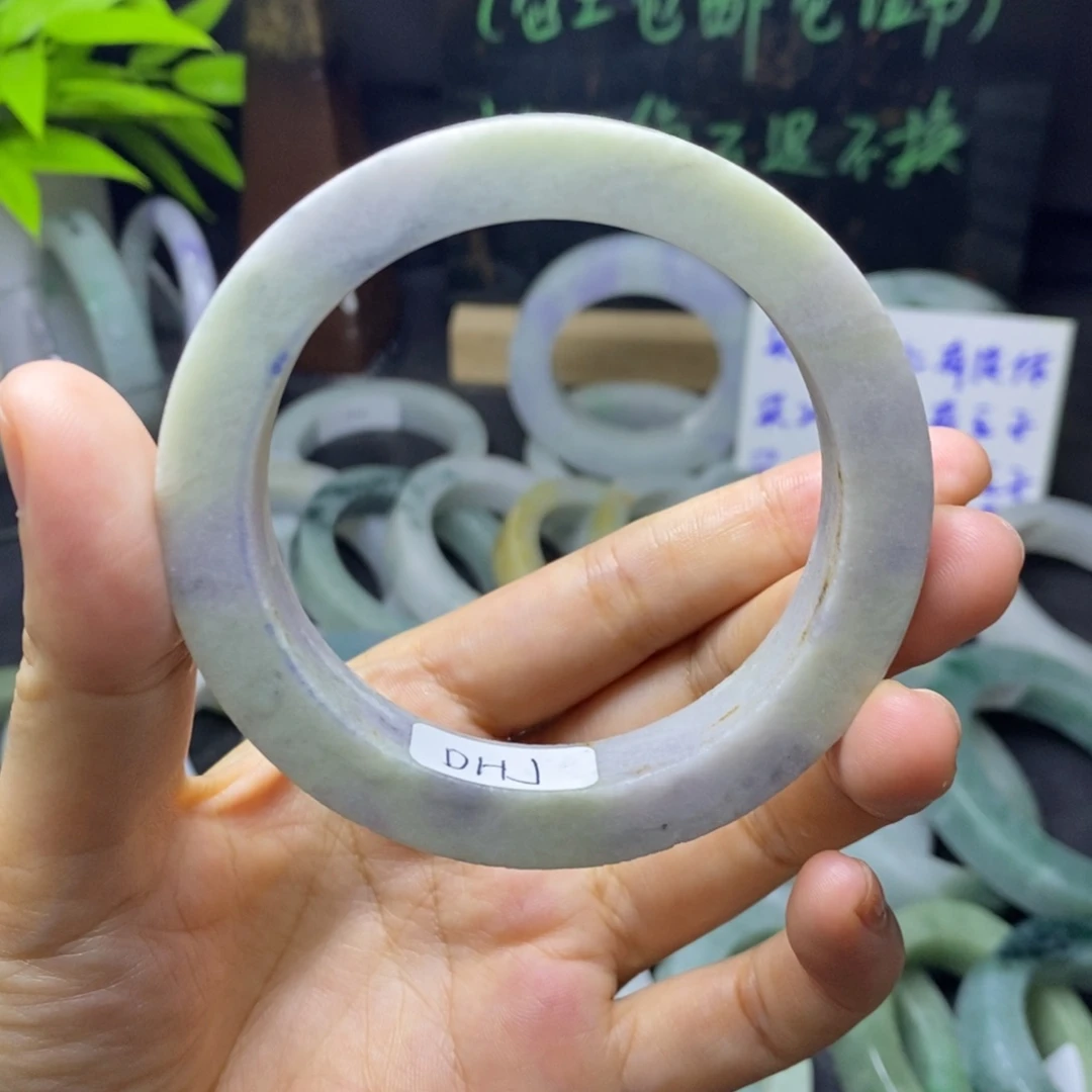 定制翡翠手镯未镶嵌