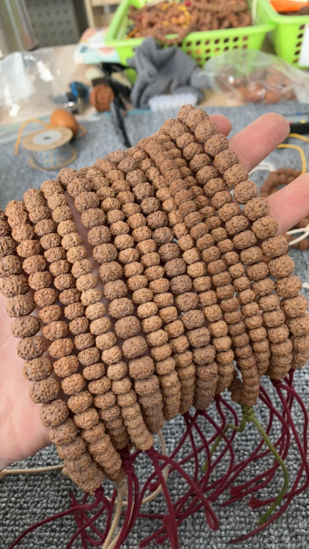 颗颗复制嘎嘎板正平细金刚菩提