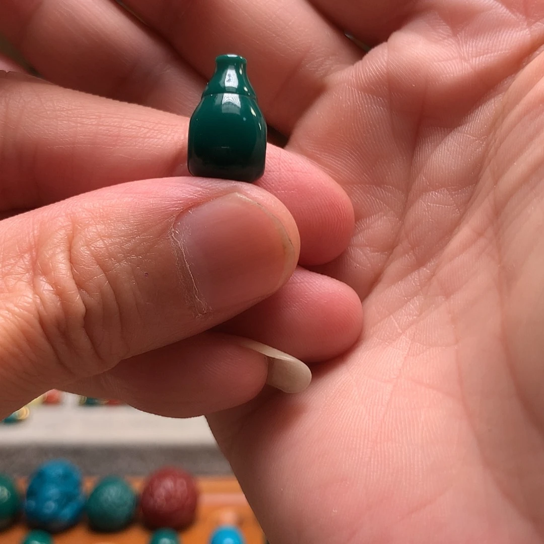 H***k琉璃颈饰地狱色10mm三通