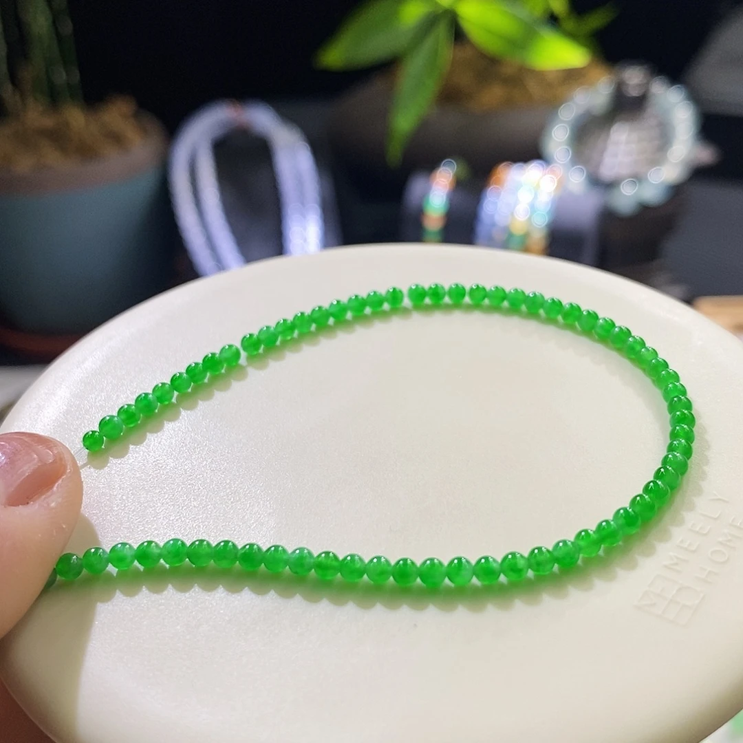 翡翠未镶嵌挂件多样发其一（单颗买断价）