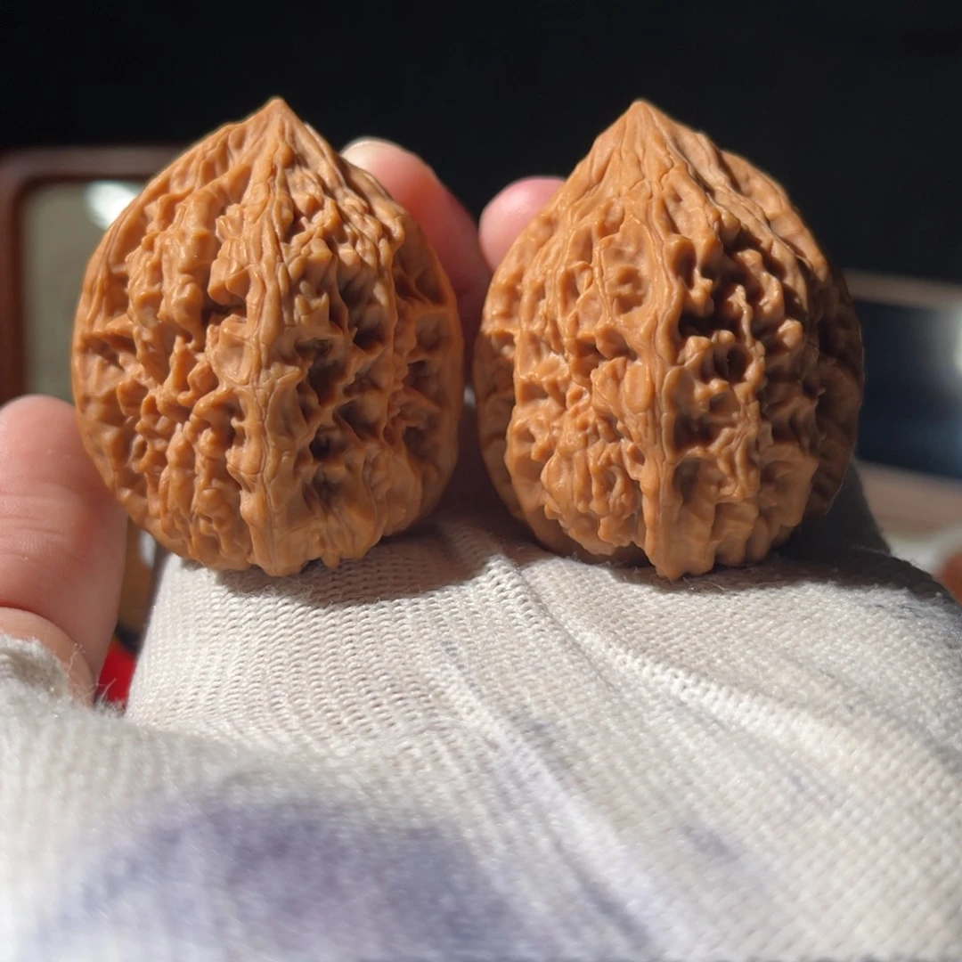 文玩核桃把件36 老鸡全品。不面试