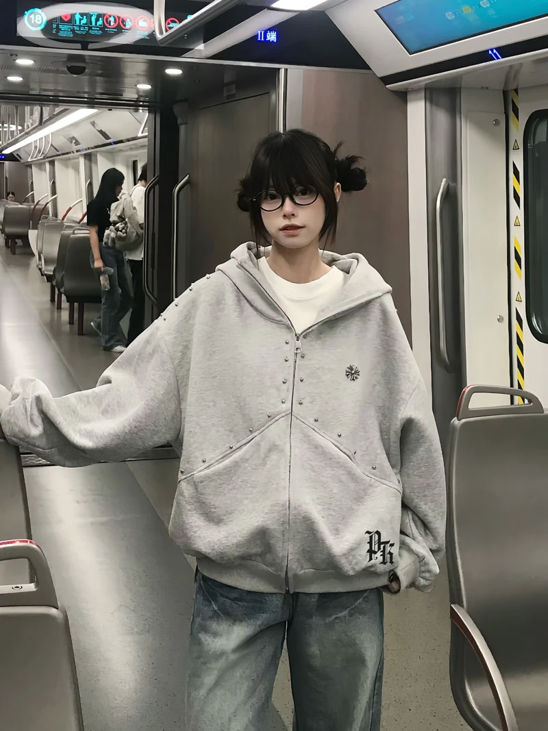 美式复古恶魔角铆钉刺绣连帽卫衣秋款宽松情侣百搭拉链上衣外套潮