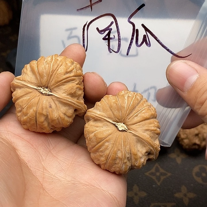 吊坠文玩核桃753753537537573753573