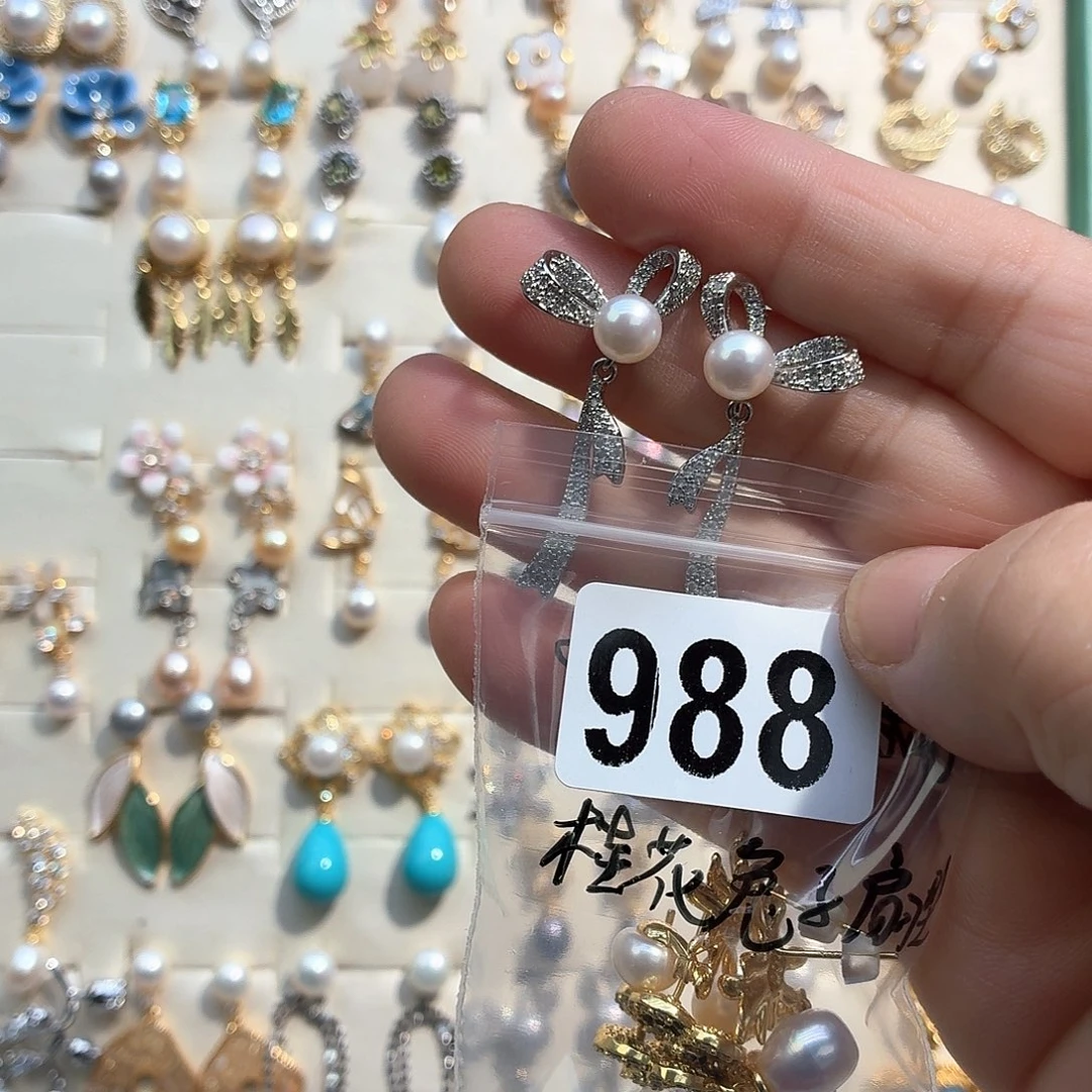 锦****合金耳饰淡水珍珠