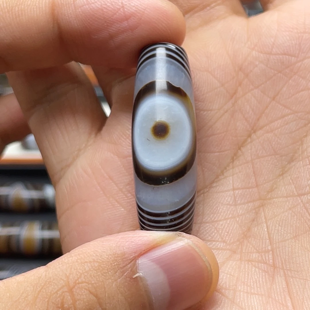 妖***奇玛瑙/玉髓配饰未镶嵌