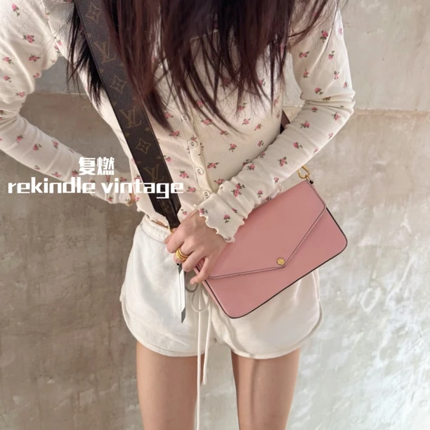 95新 LouisVuitton/路易威登 复燃精选/粉色水波纹二合一斜挎包