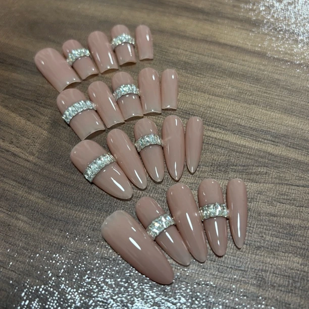 （轨迹）轻奢法式美甲手工穿戴甲假指甲贴