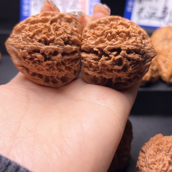 文玩核桃吊坠外***啦42满天星全