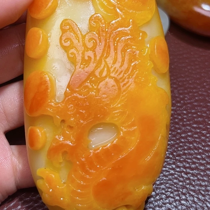 老***酷和田玉未镶嵌颈饰