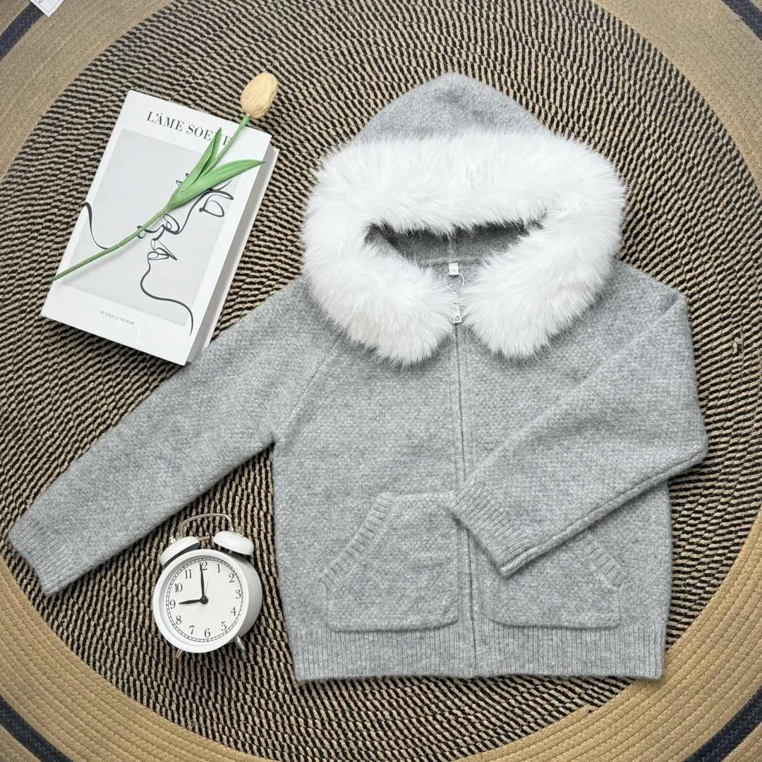 IEF/爱依服2025新款冬季时尚保暖毛织外套