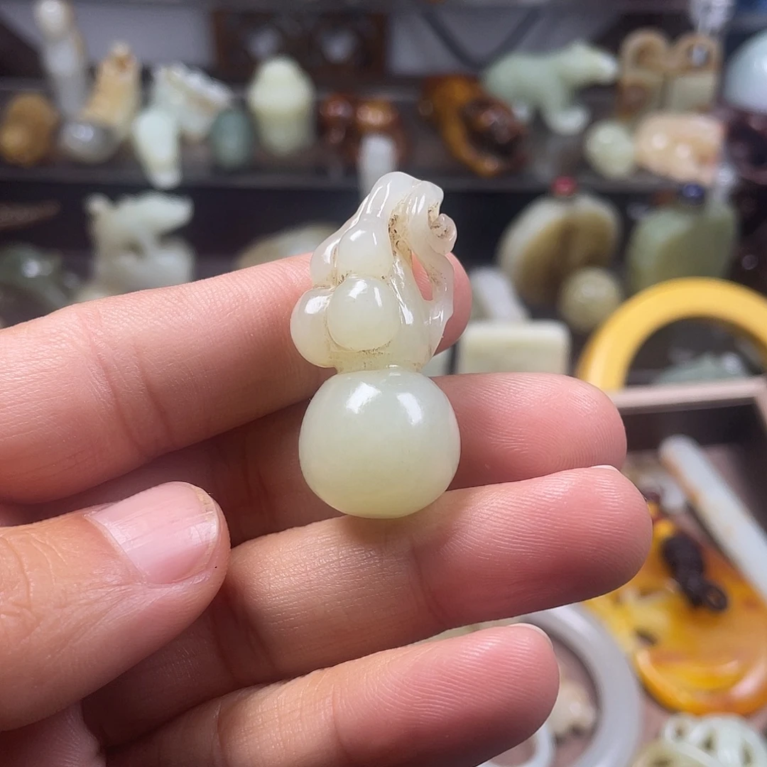 安***哥和田玉（糖玉）未镶嵌颈饰