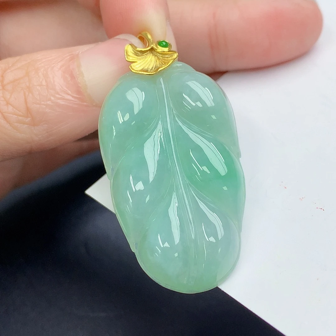 颈饰银S925镶嵌翡翠
