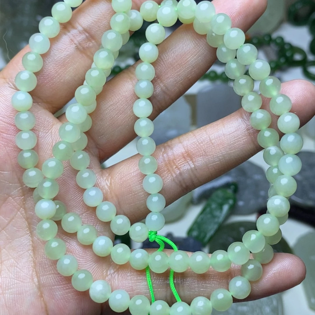 和田玉未镶嵌项链