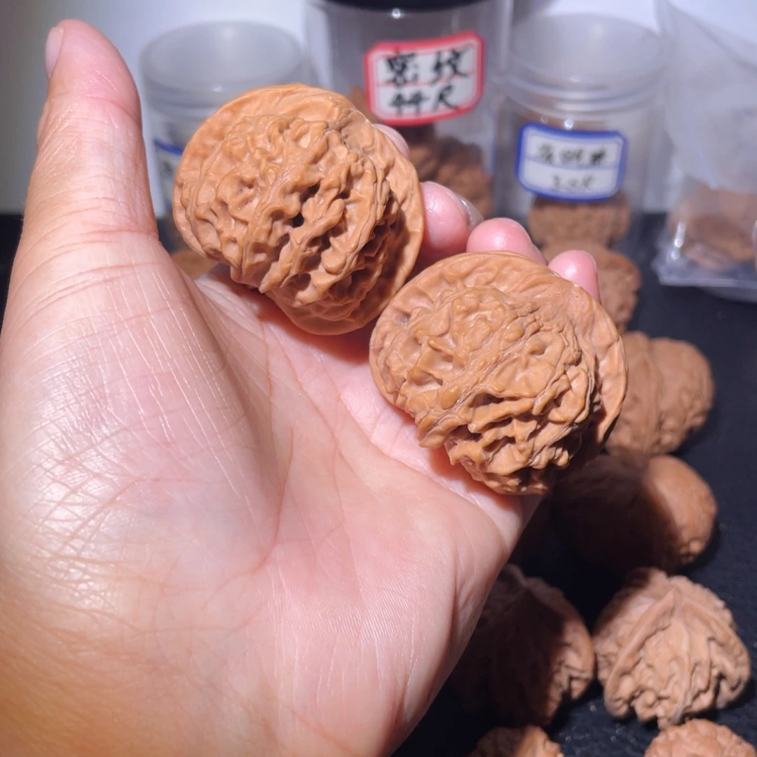 吊坠桃核43尺天地，