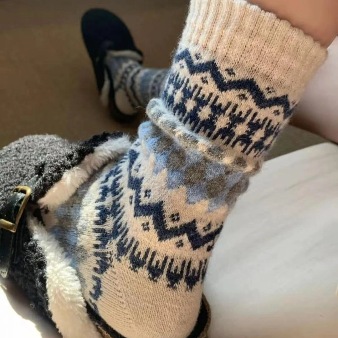 【高品质】5色费尔岛菱格秋冬保暖日系复古民族风羊毛袜
