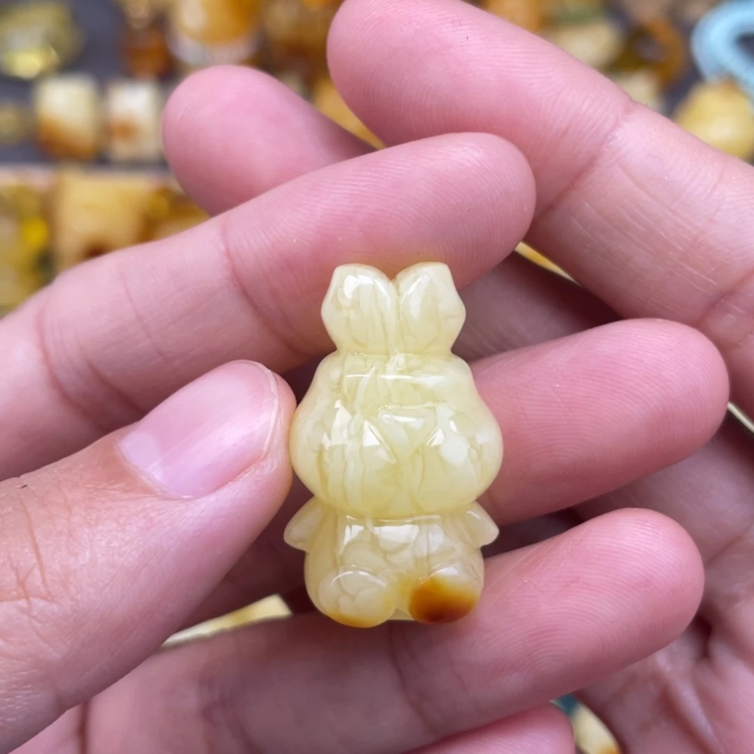 裸石琥珀未镶嵌蜜蜡