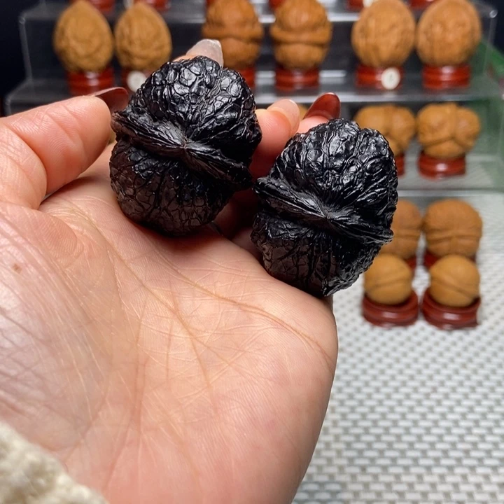 文玩核桃把件18蟒纹元宝地闷