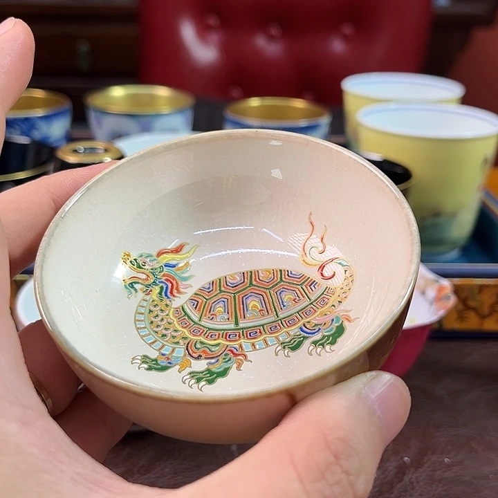 瓷片千年瓷都景德镇 艺术关注谢佳豪