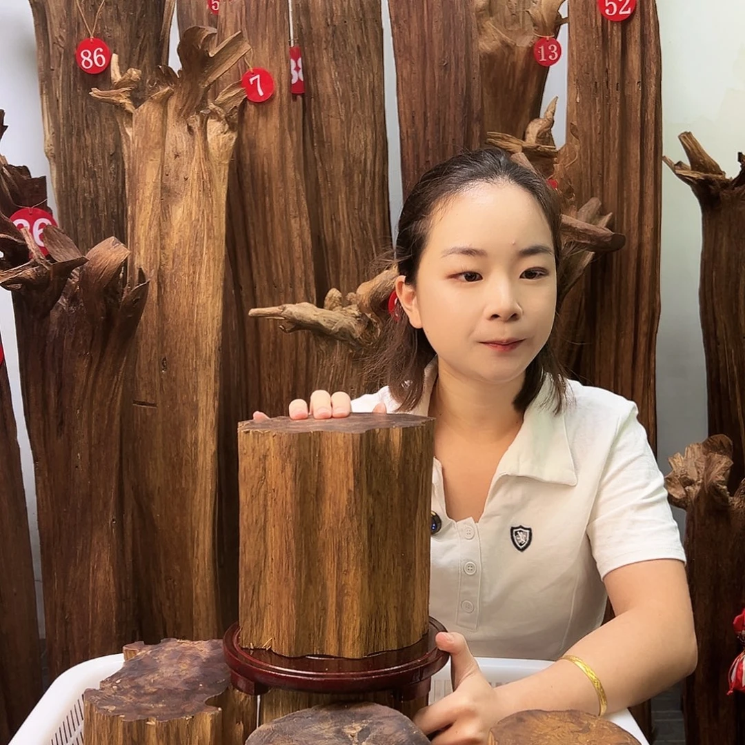 刘***英沉香碎屑沉香天然沉香原料香料