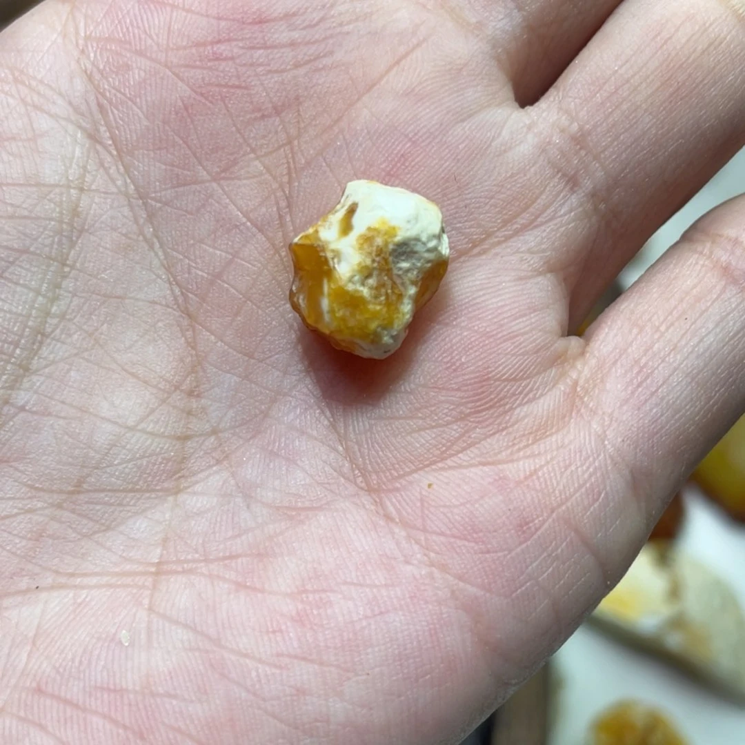 定制琥珀L*天然原矿