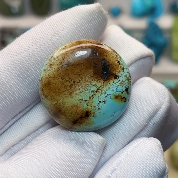 绿松石未镶嵌颈饰