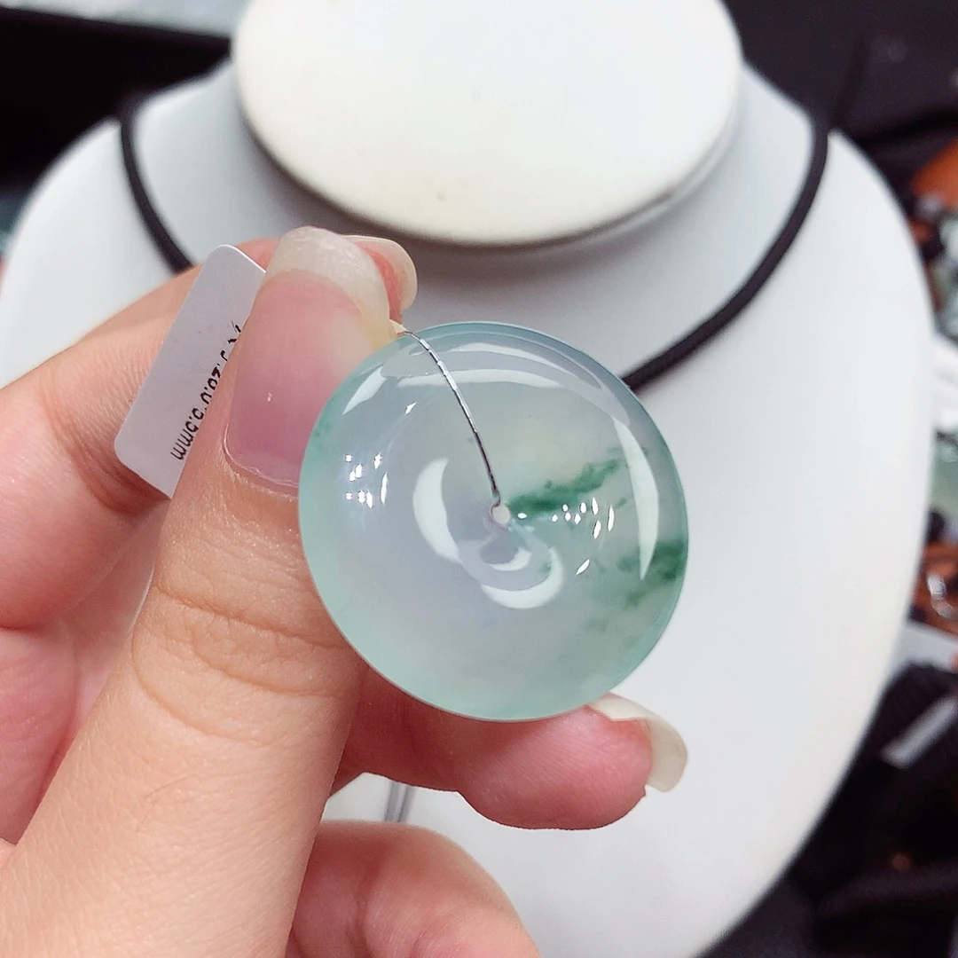 翡翠未镶嵌颈饰翡翠107，28/5.5