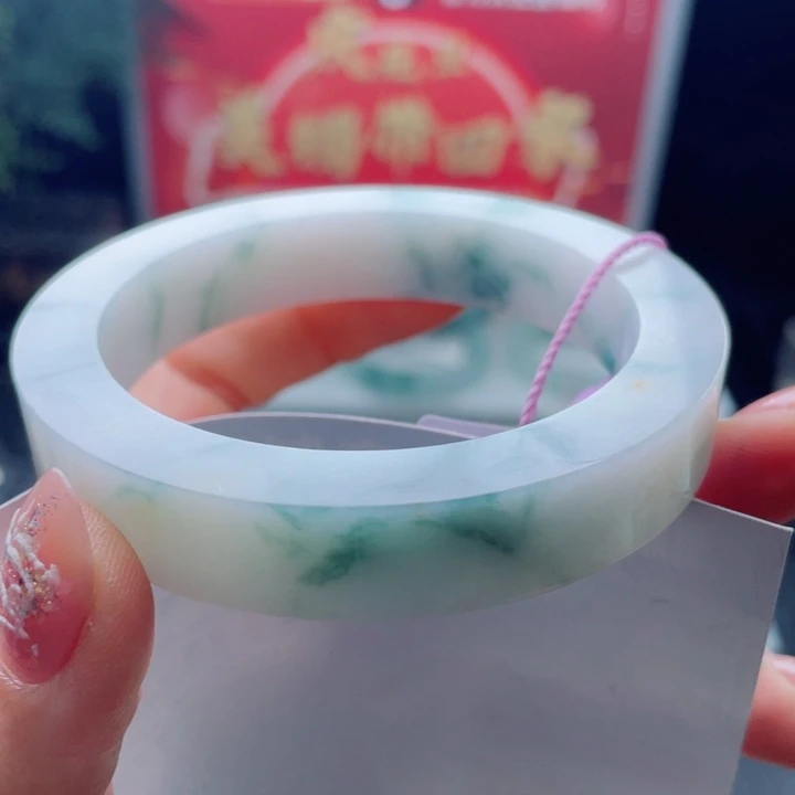 定制翡翠未镶嵌贵妃