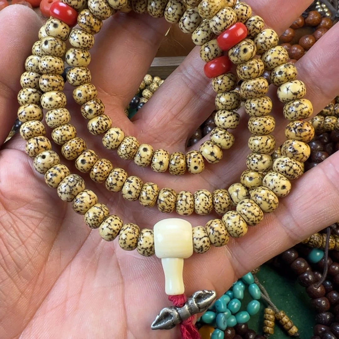 吊坠星月菩提新月奶白