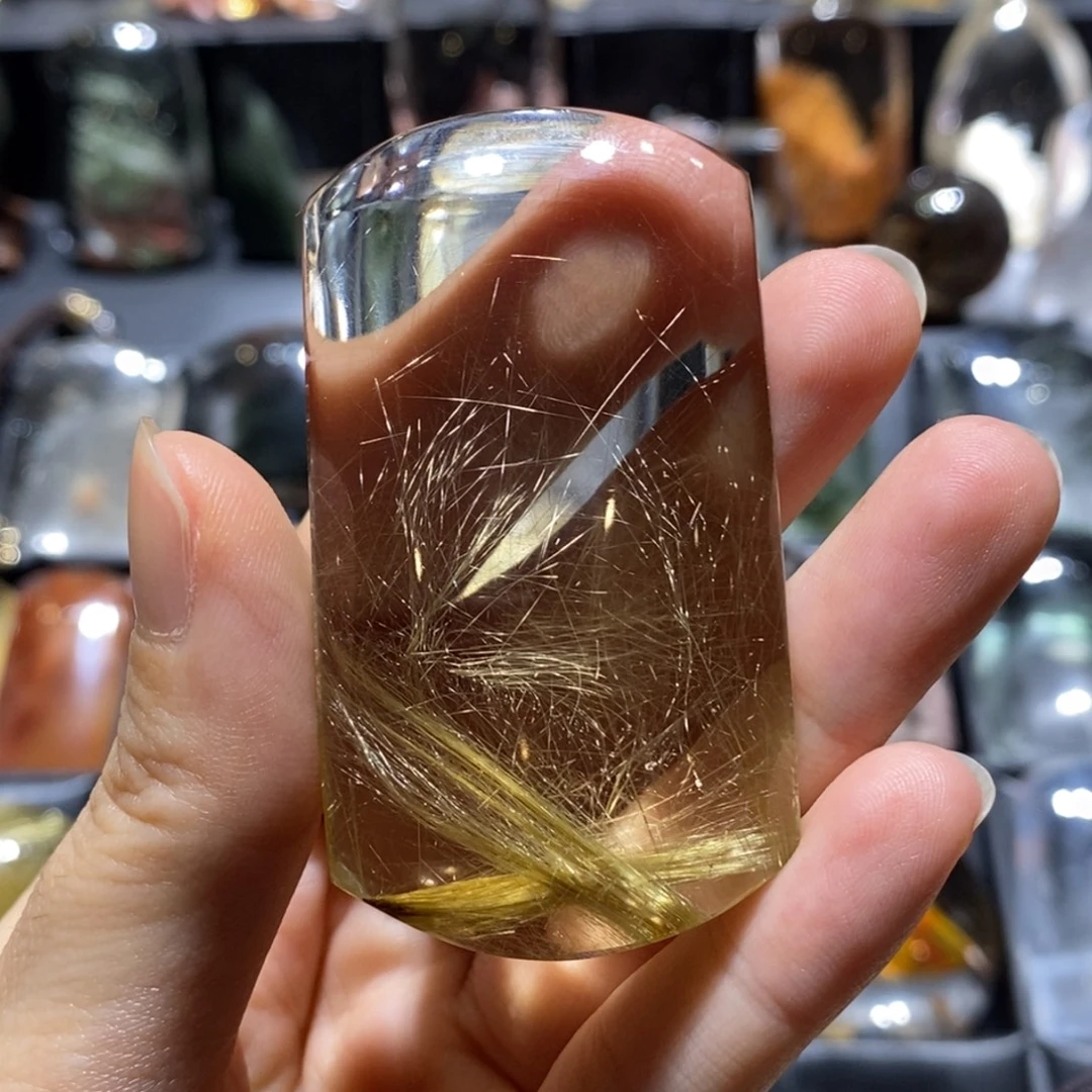 叶***盛颈饰未镶嵌水晶发晶