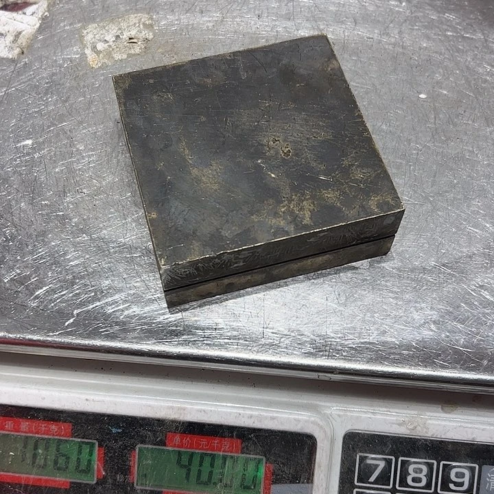 为*黄酮摆件工艺品摆件