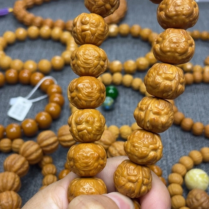冰***雨猴头核桃吊坠精品