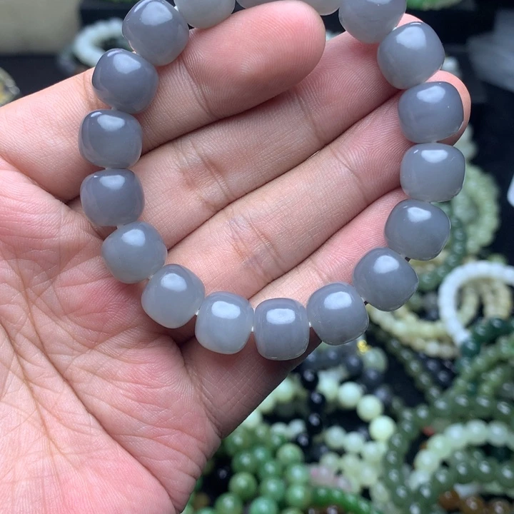 和田玉未镶嵌手串