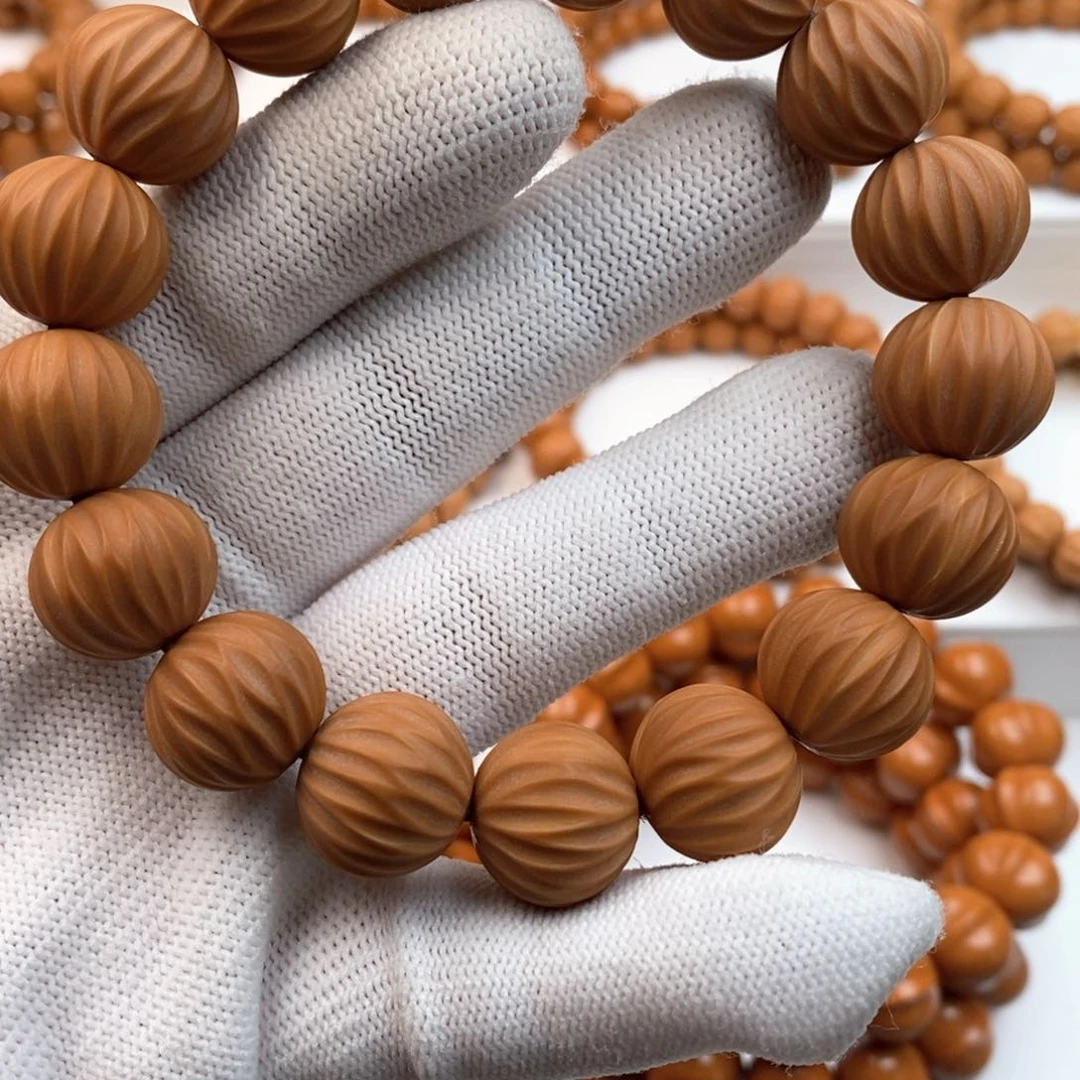 猴头核桃吊坠非*正圆天河微瑕