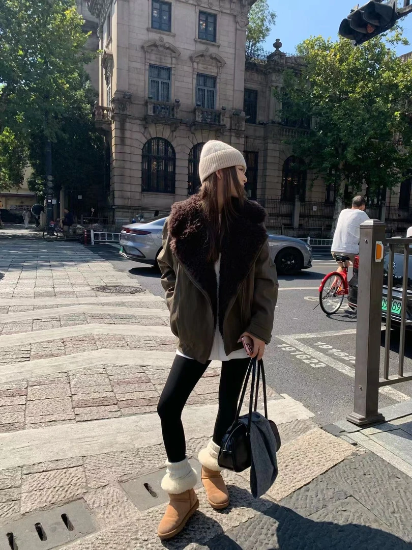 【90白鸭绒】翻领拼接宽松女休闲风网红加绒毛绒长袖派克羽绒服毛领