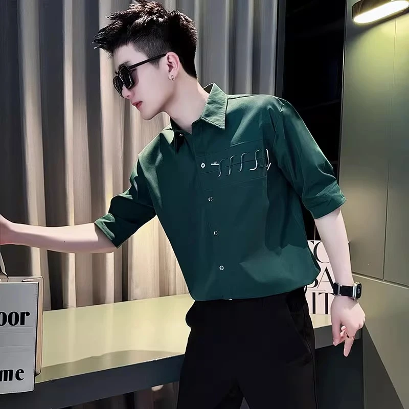 设计感绿色冰丝短袖衬衫男款夏季2025新款高级感半袖寸衫潮牌衬衣