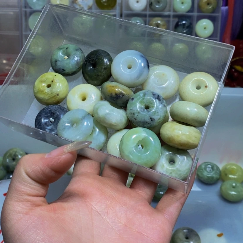 【闪购商品】蛇纹石玉其他未镶嵌68